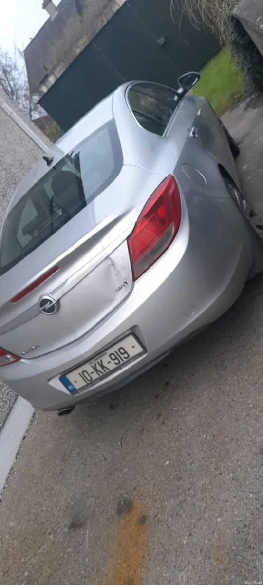 Opel insignia - Image 1