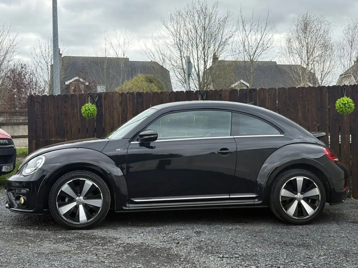 Volkswagen Beetle AUTO - LOW KM - Image 4