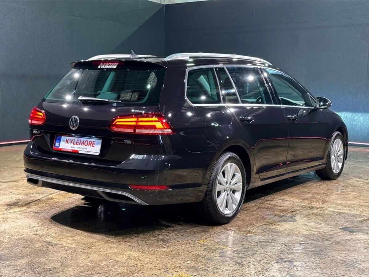 Volkswagen Golf 1.2 AUTOMATIC - ALLOY WHEELS - CRU - Image 4