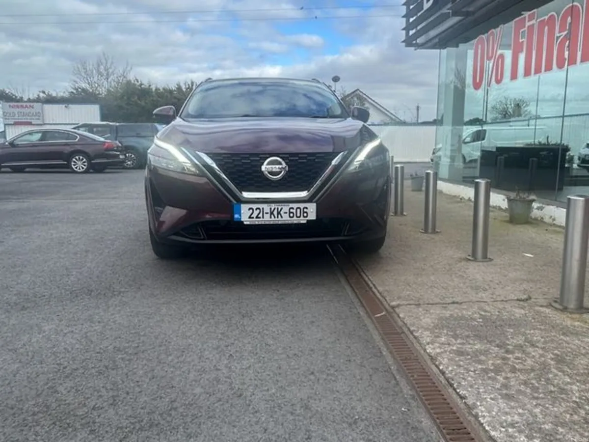 Nissan Qashqai QQ 1.3 HYB SV Premium CP CVT M - Image 4