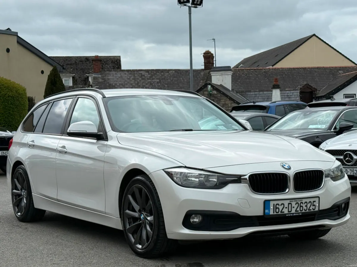 BMW 3-Series 318D TOURING AUTO SE *HIGH SPEC* - Image 3