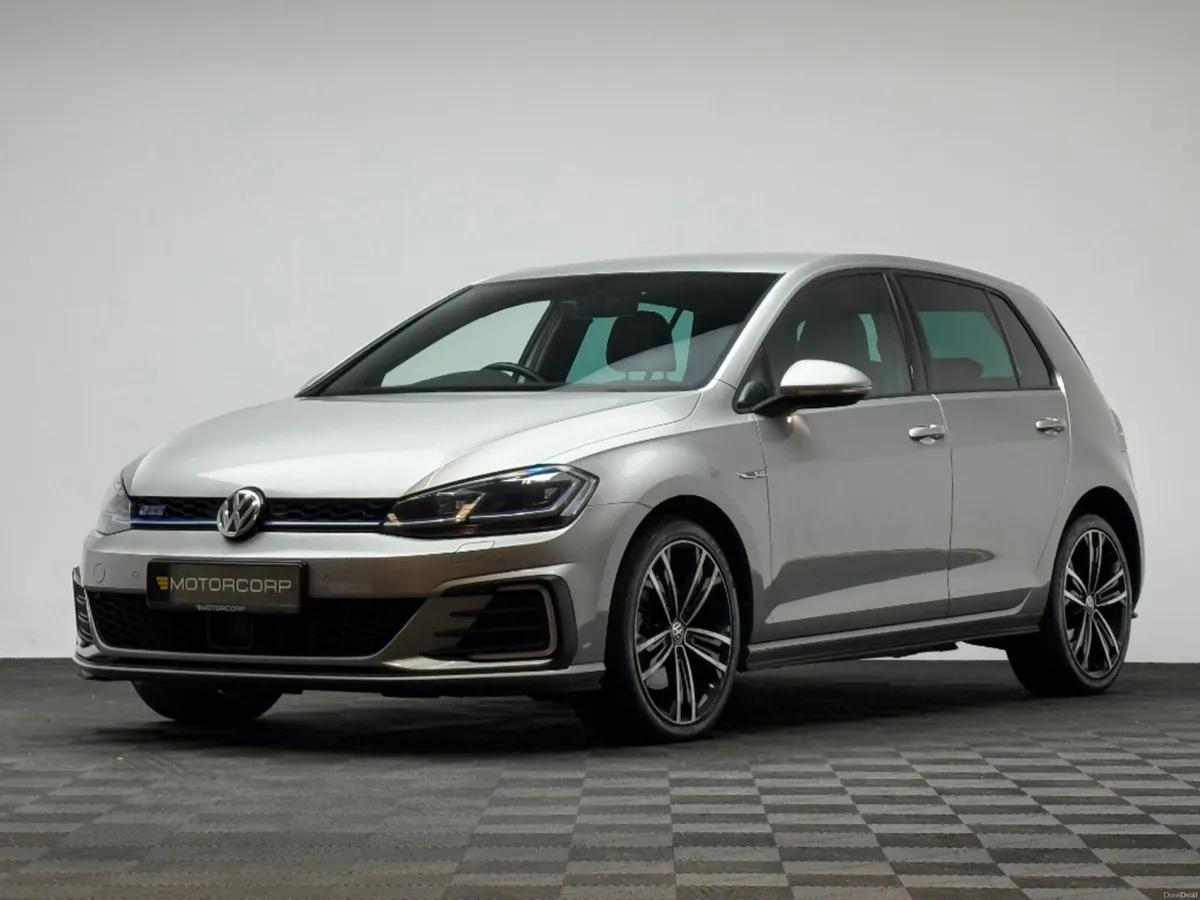 Volkswagen Golf GTE 1.4 TSI 204HP - Image 3