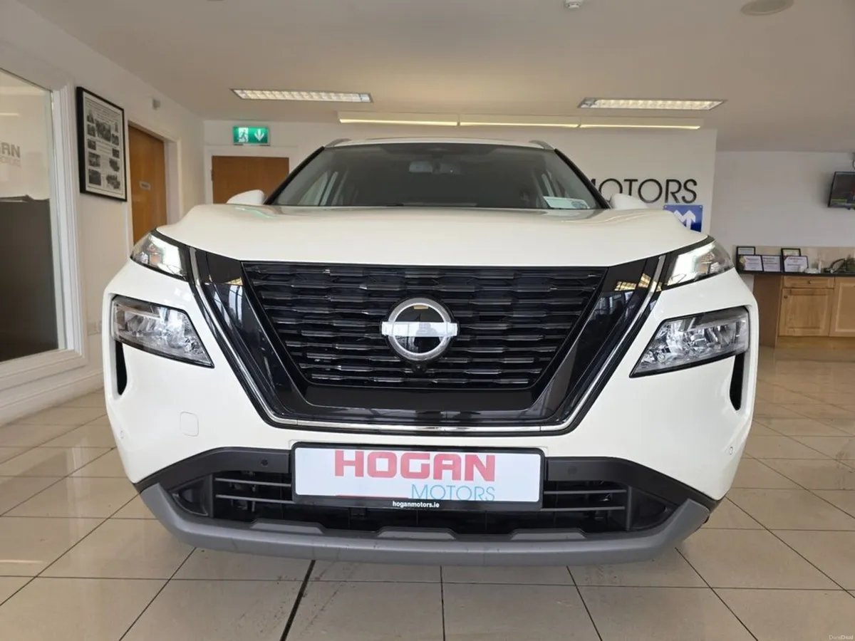 Nissan X-Trail ePower SV Premium 4WD 7 Seats Autom - Image 2