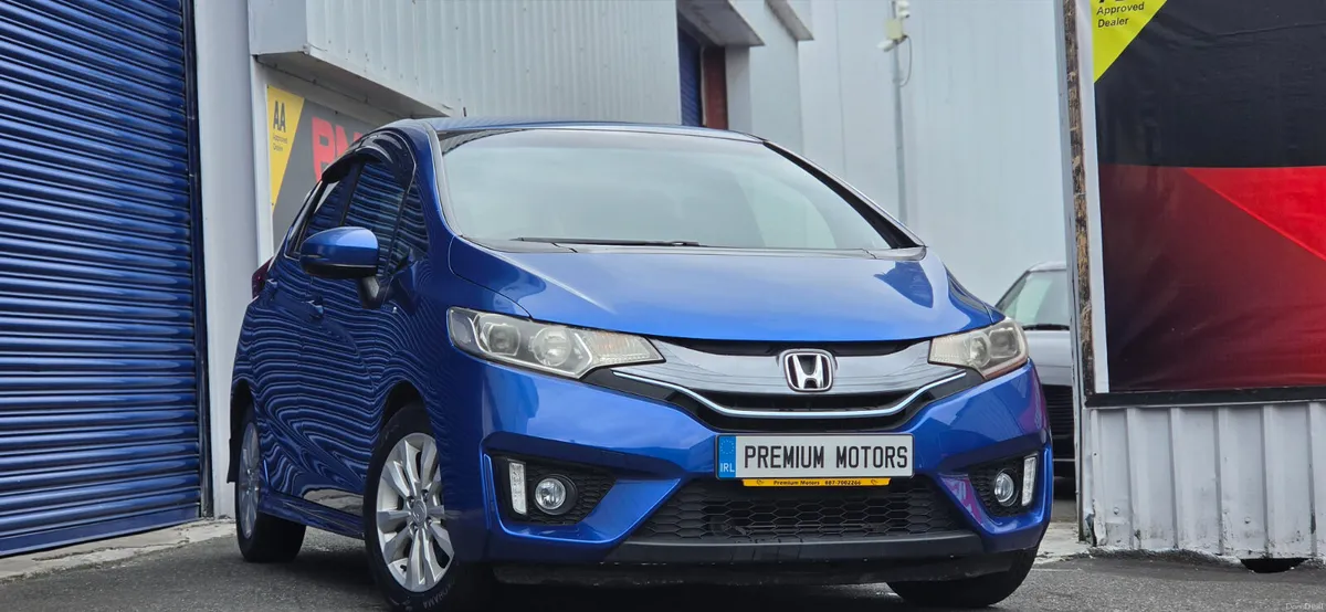 Honda Fit Hybrid - Image 2