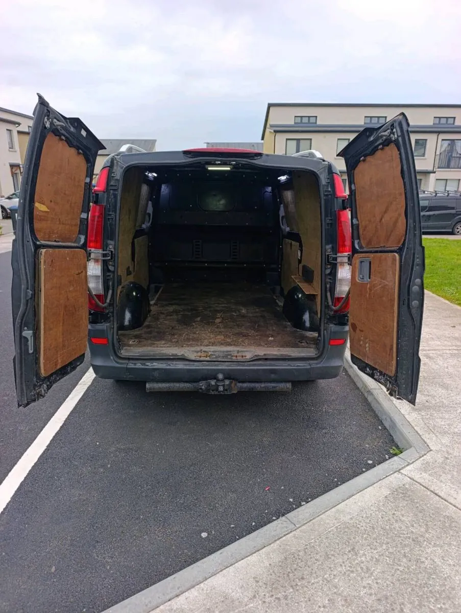 Mercedes 2010 Vito van 2.1 Diesel Aoutmaic - Image 5