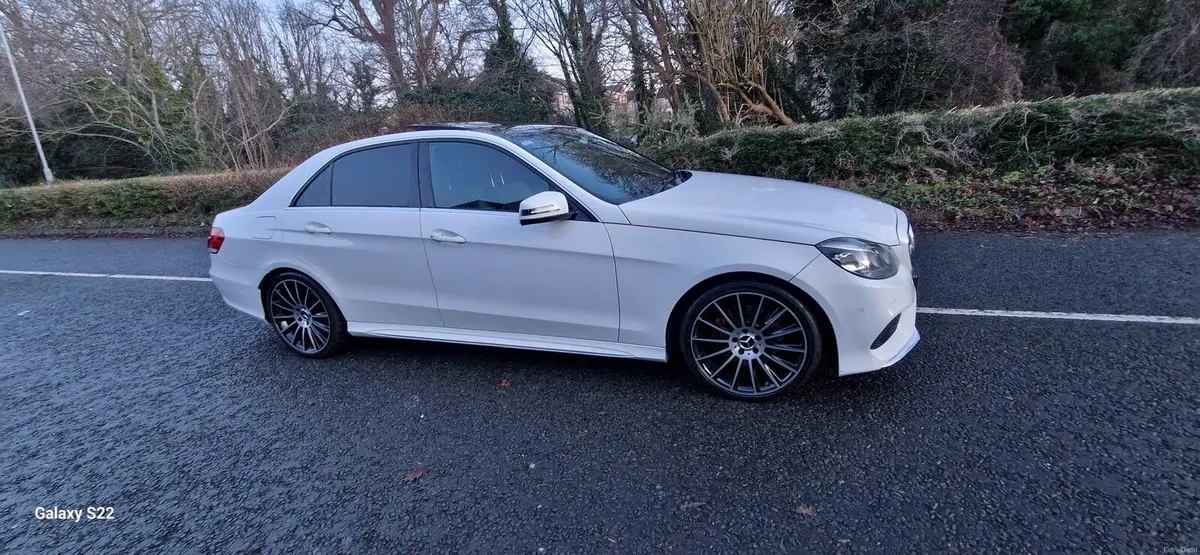 Mercedes AMG E220 - Image 3