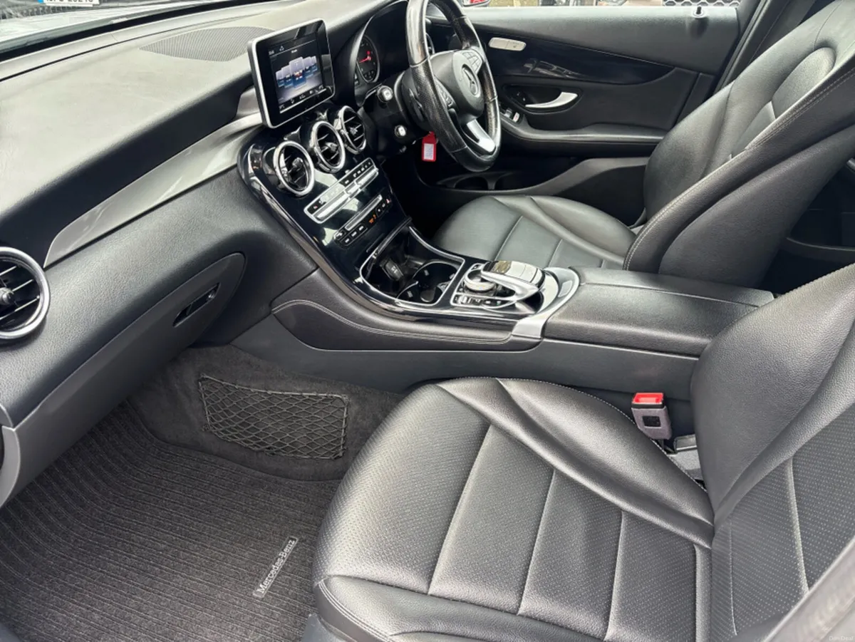 Mercedes-Benz GLC 220 D 4MATIC - Image 3