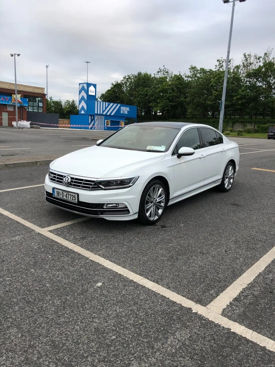 181 VW Passat *R LINE* DSG *Sunroof* Automatic - Image 2