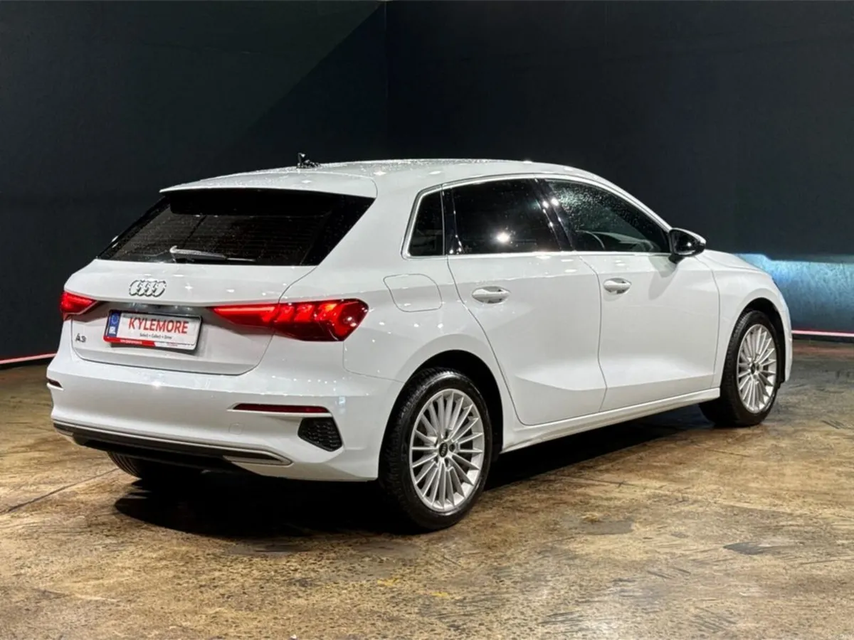 Audi A3 1.0 TFSI AUTOMATIC - FACTORY ALLOYS - DIGI - Image 4