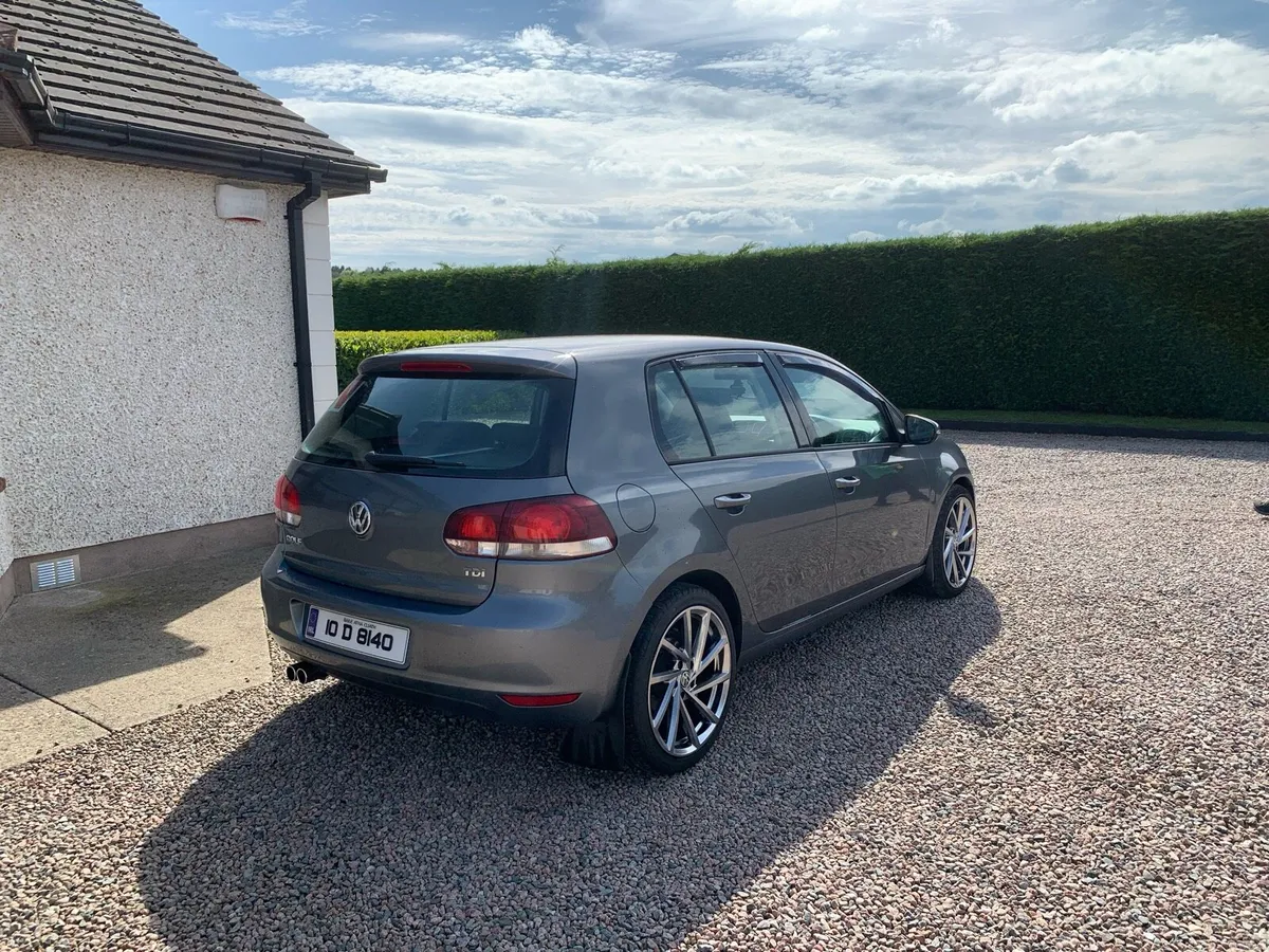 Volkswagen Golf Highline - Image 2