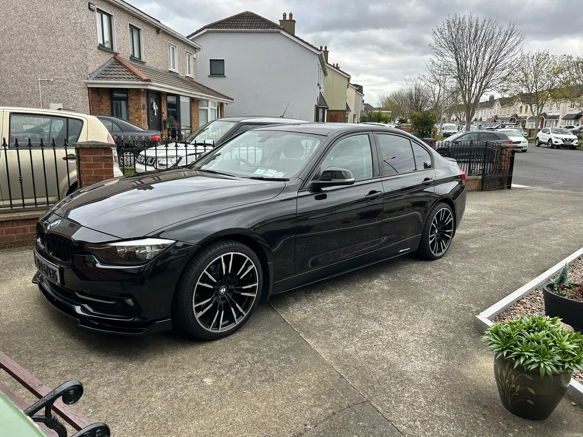 2016 BMW 3series - Image 3