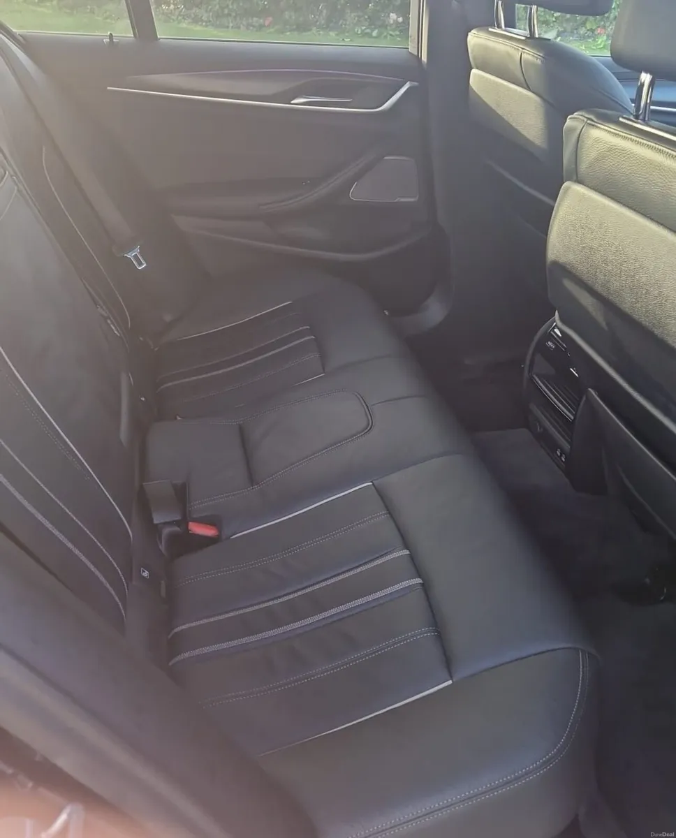 BMW 5 series 530 G30 E M SPORT includes warranty - Image 4