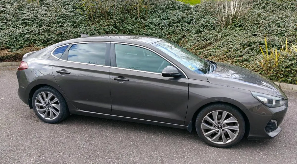 182 Hyundai i30 Fastback 1.0 Petrol – Low KMs - Image 4