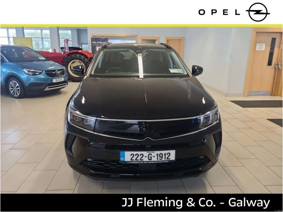 Opel Grandland X SRi 1.2i 130PS 6 Speed - Image 2