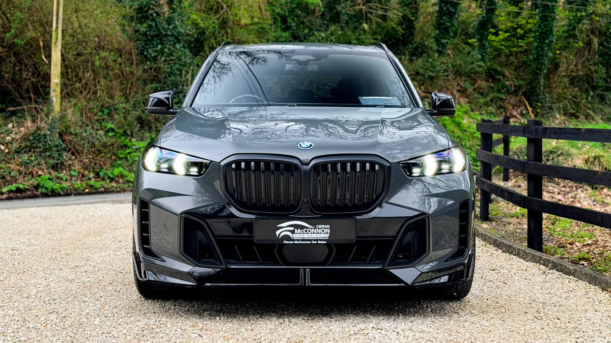 2023 (232) BMW X5 50E MSPORT PRO LCI 490BHP - Image 3