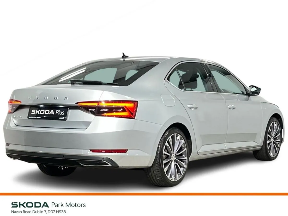 Skoda Superb L&K DSG 2.0TDI 150BHP - Reversing Cam - Image 3