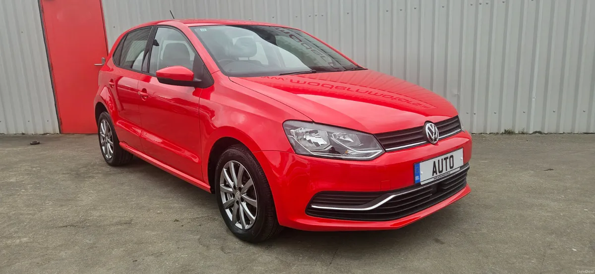 Volkswagen Polo auto 1.2 petrol comfort low kms - Image 3