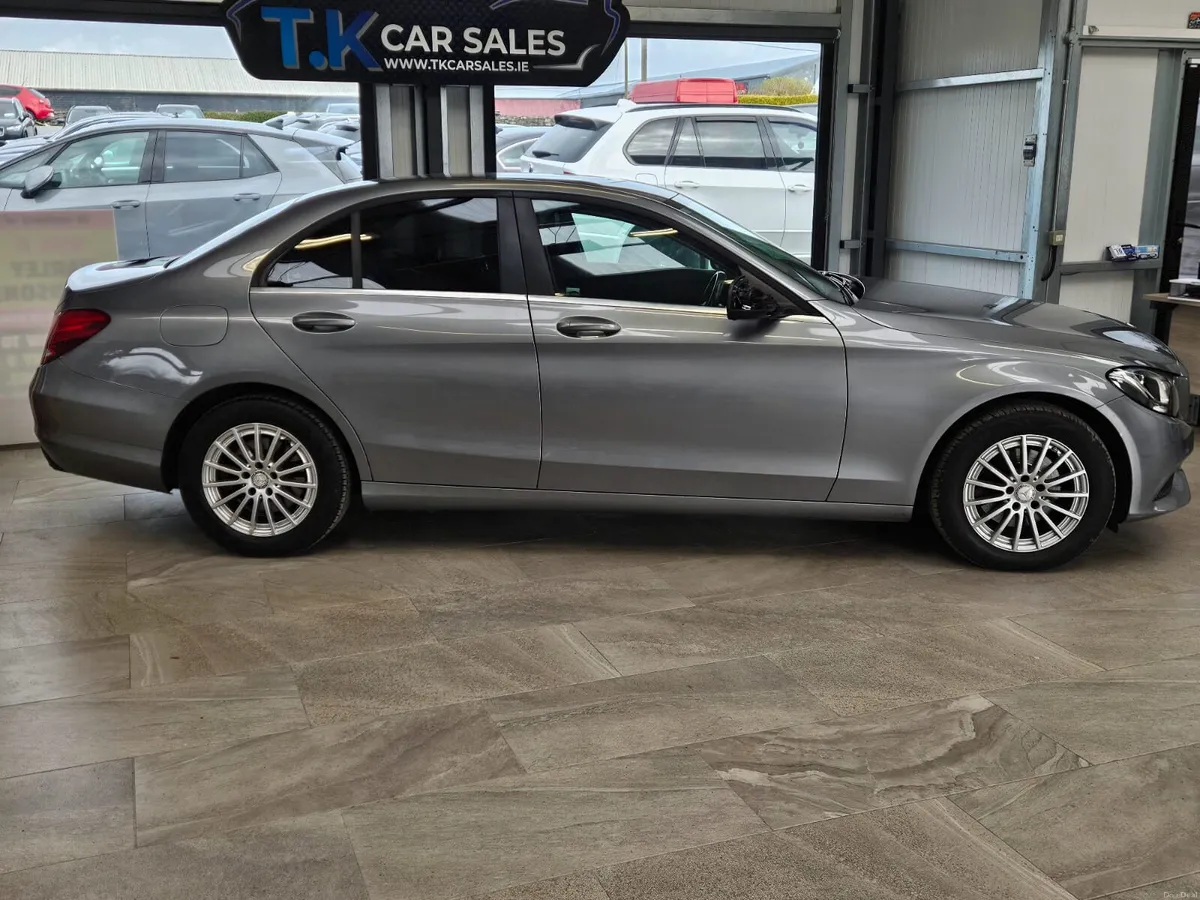 16 MERCEDES BENZ C-CLASS - Image 3