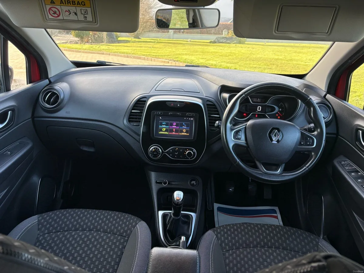 Renault  Captur Dynamique Nav - Image 6
