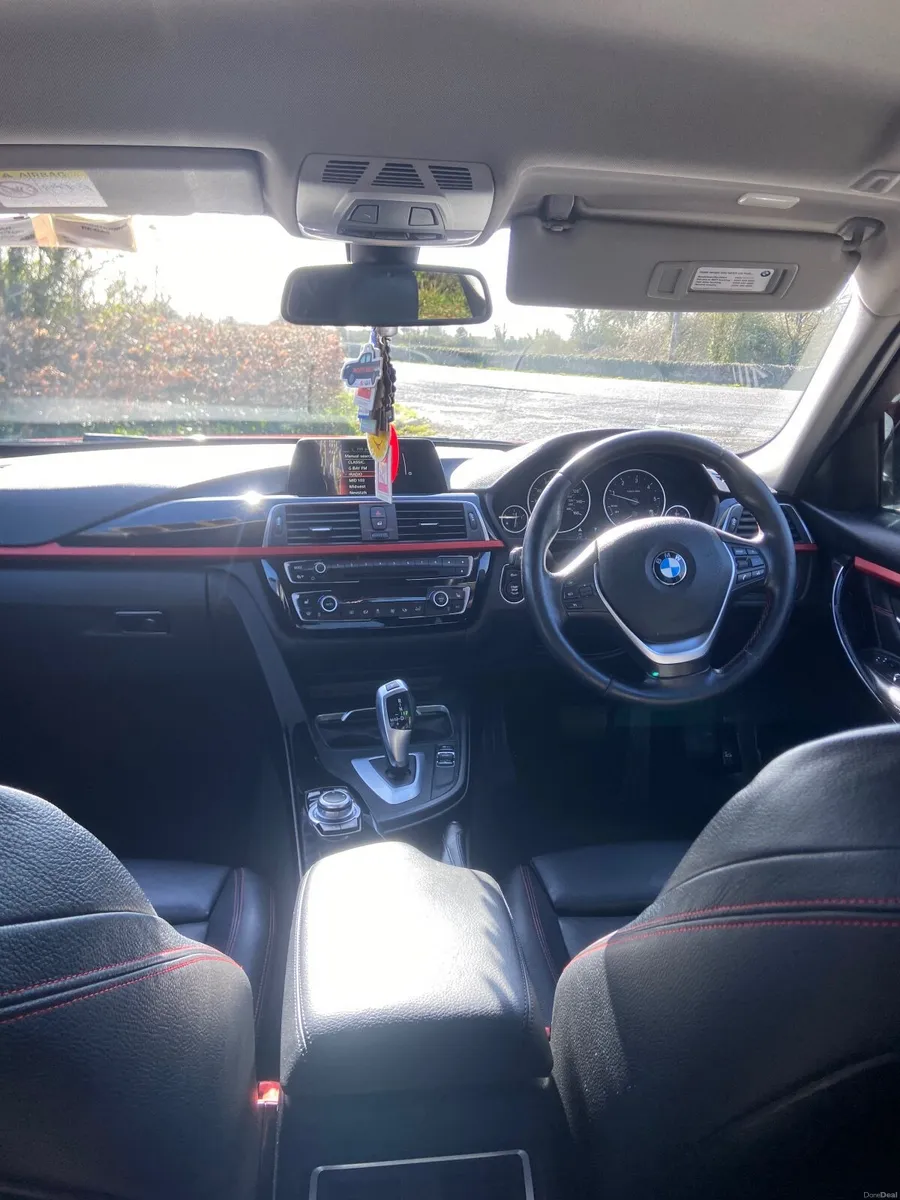 BMW 3-Series 2015 - Image 4