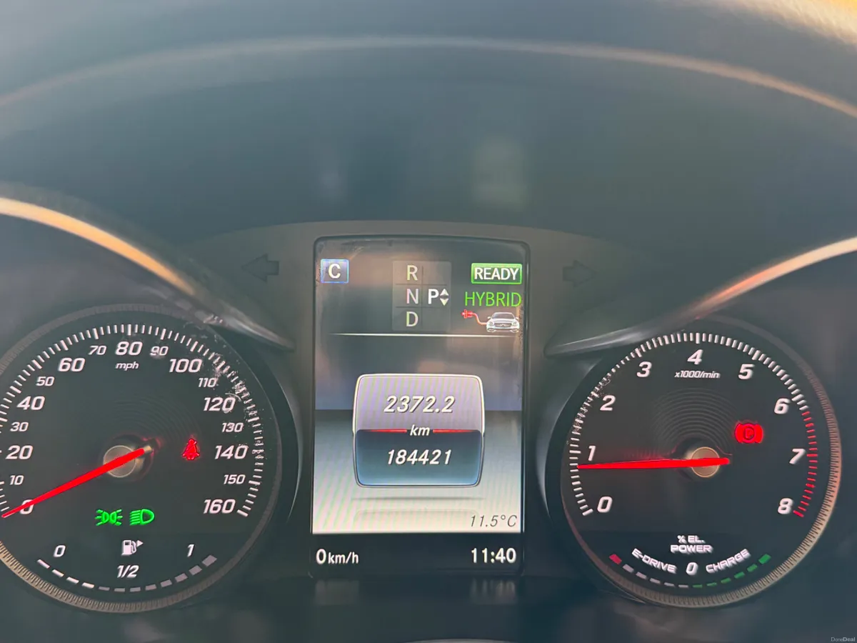 Mercedes-Benz C-Class 2017 - Image 4