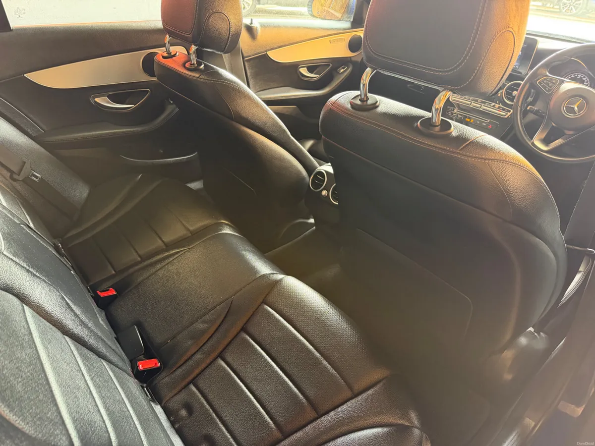 Mercedes-Benz C-Class 2017 - Image 3