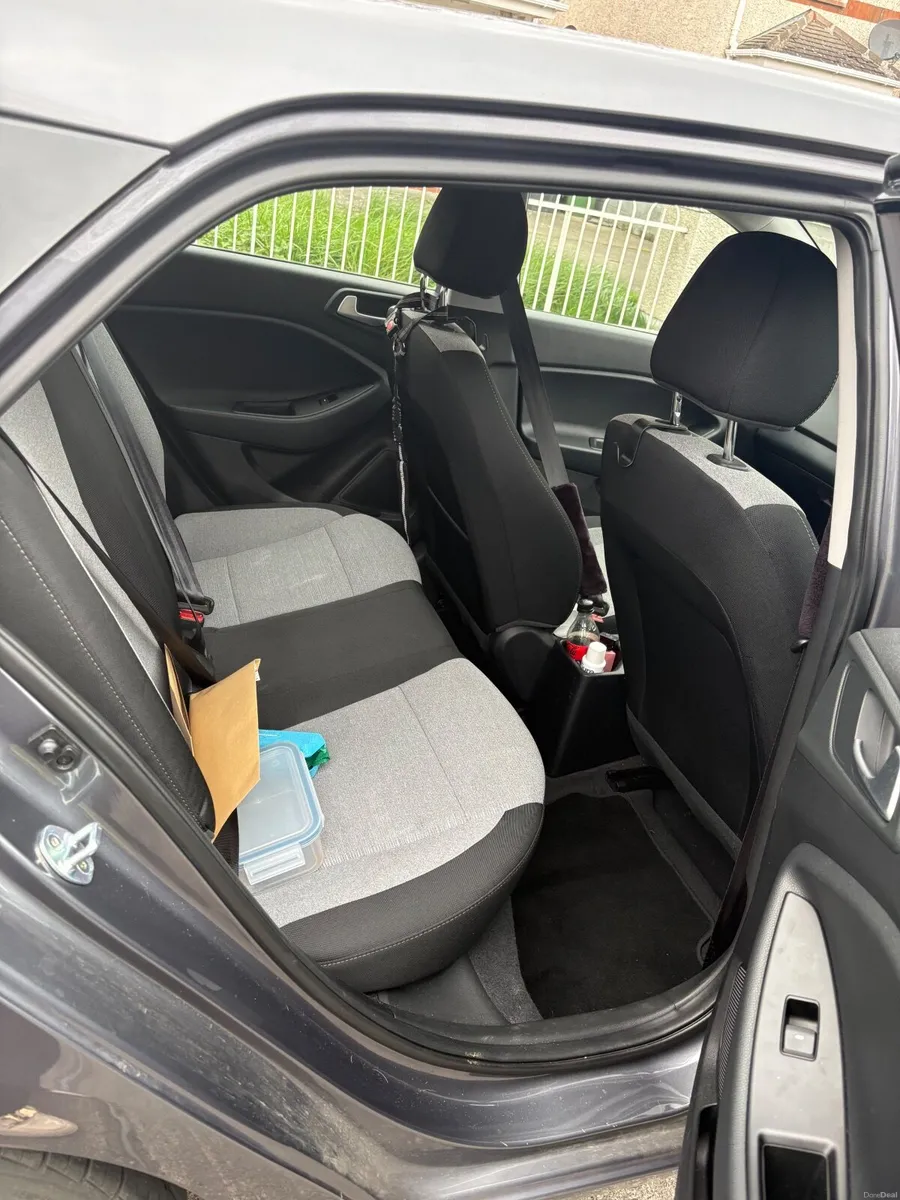 2016 Hyundai I20 Deluxe - Image 3