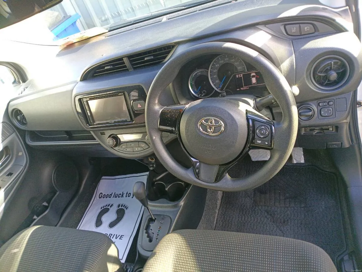 Toyota Vitz - Image 3