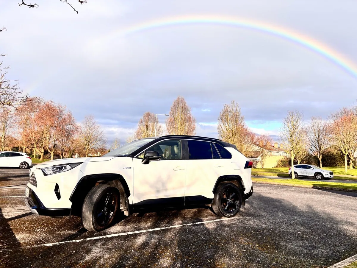 Toyota Rav4 sports hybrid - Image 1