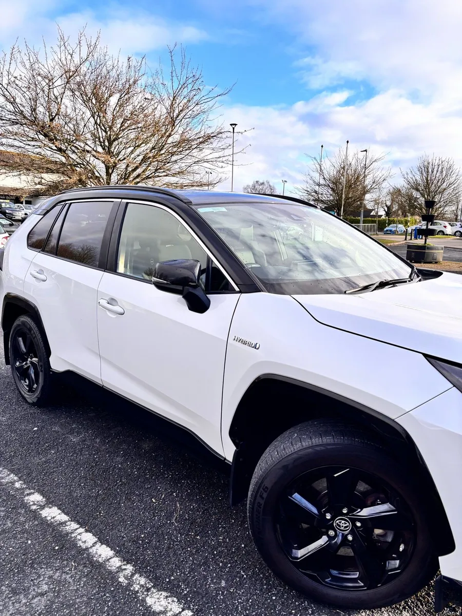 ☘️Toyota Rav4 sports hybrid☘️ full - Image 5