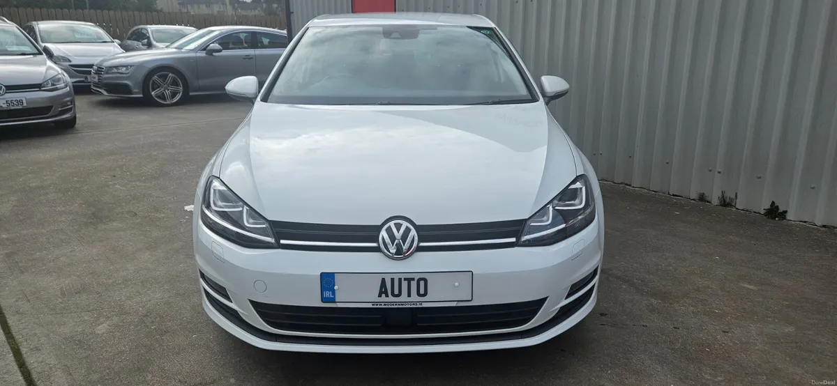 Volkswagen Golf auto comfortline plus high spec - Image 4