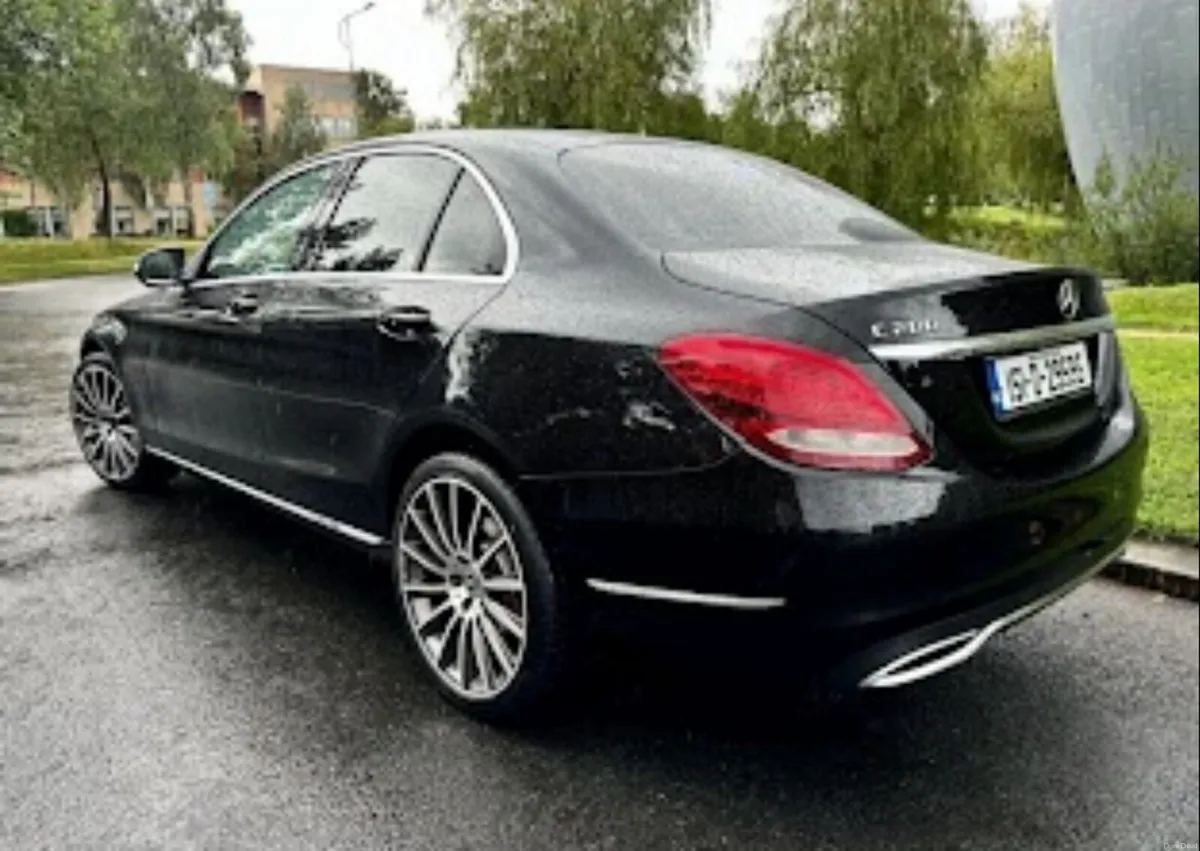 Mercedes-Benz C-Class 2015 diesel automatic €11900 - Image 3