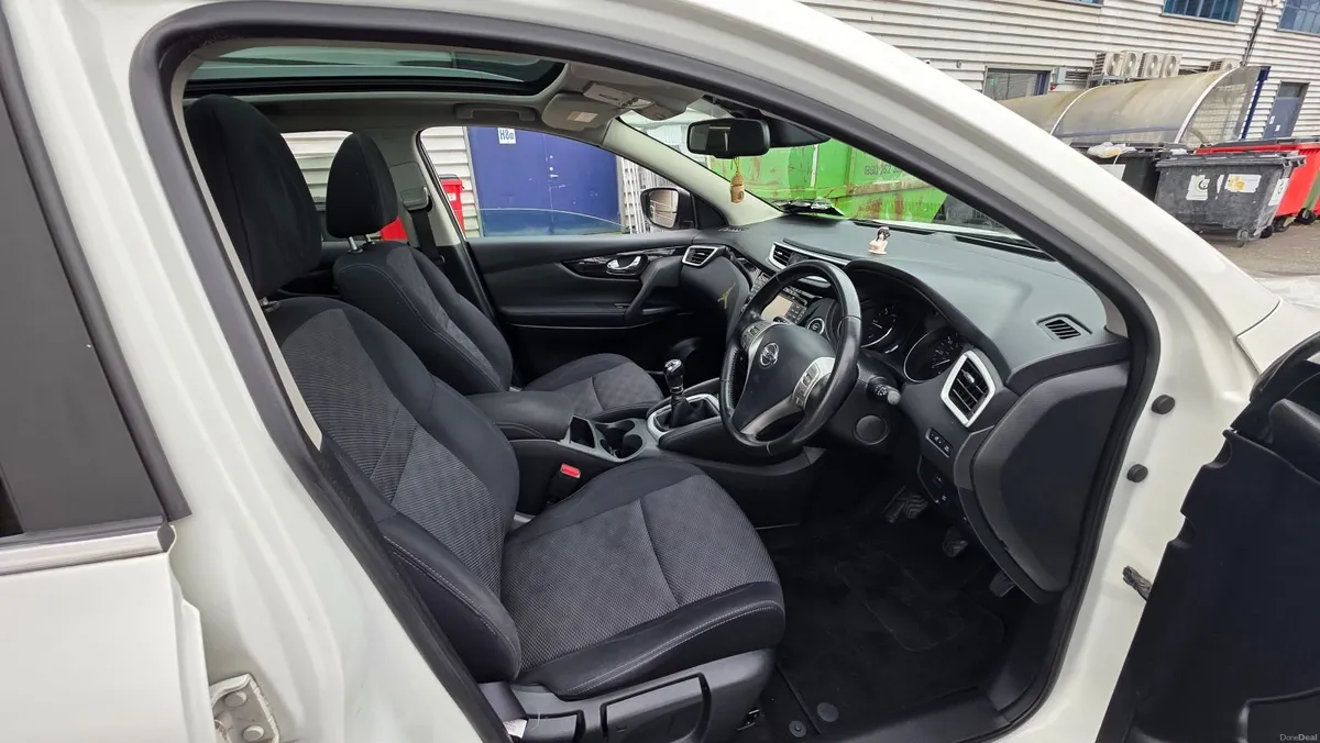 Nissan Qashqai 2017 - Image 3