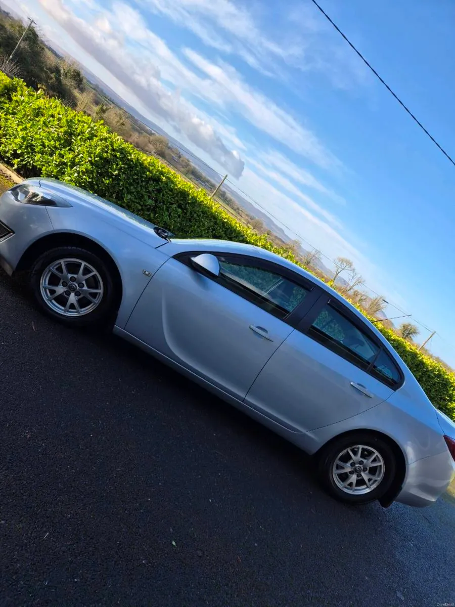 Opel Insignia 2014 2.0 - Image 2