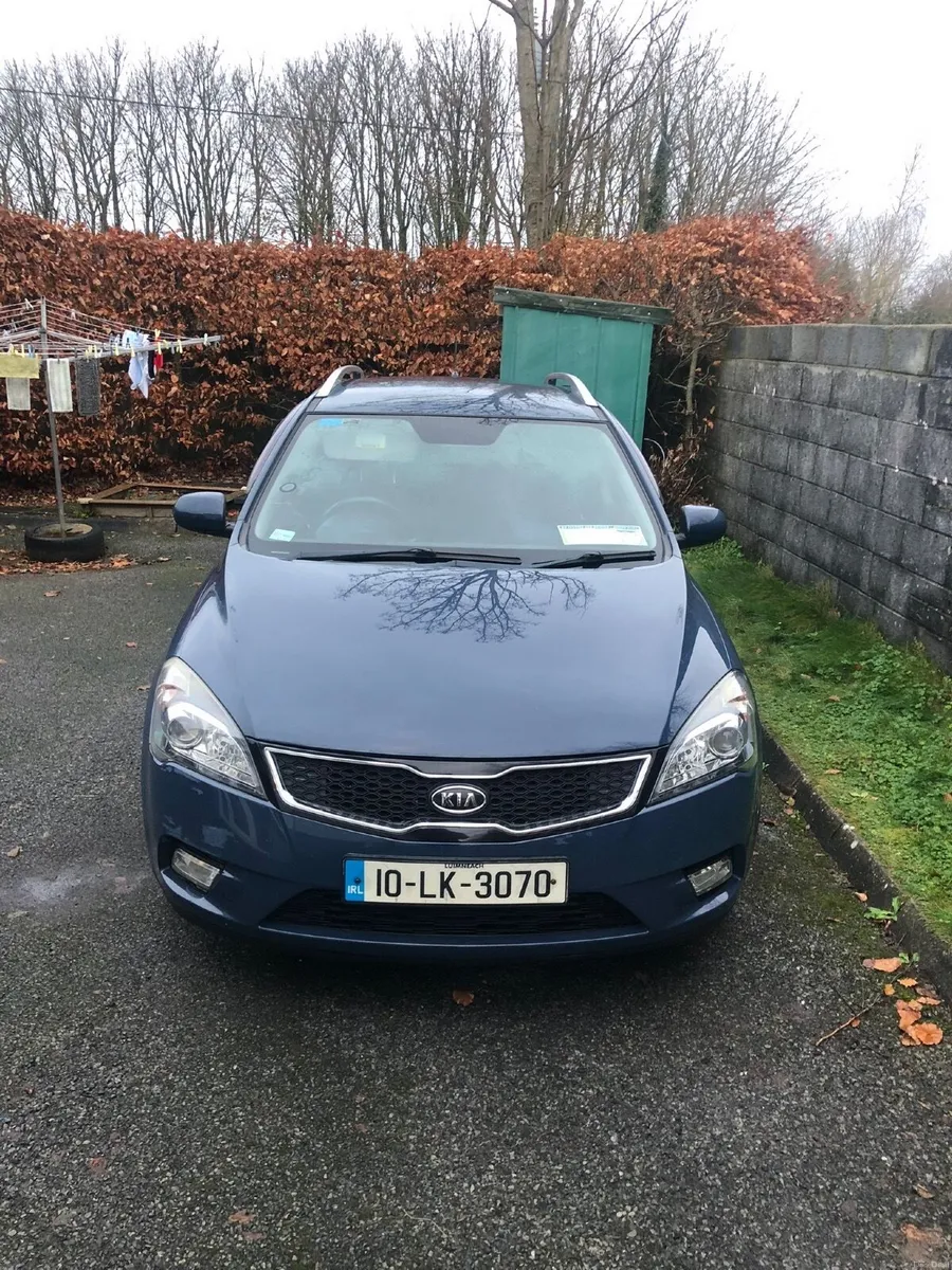 Kia Ceed 2010 - Image 2