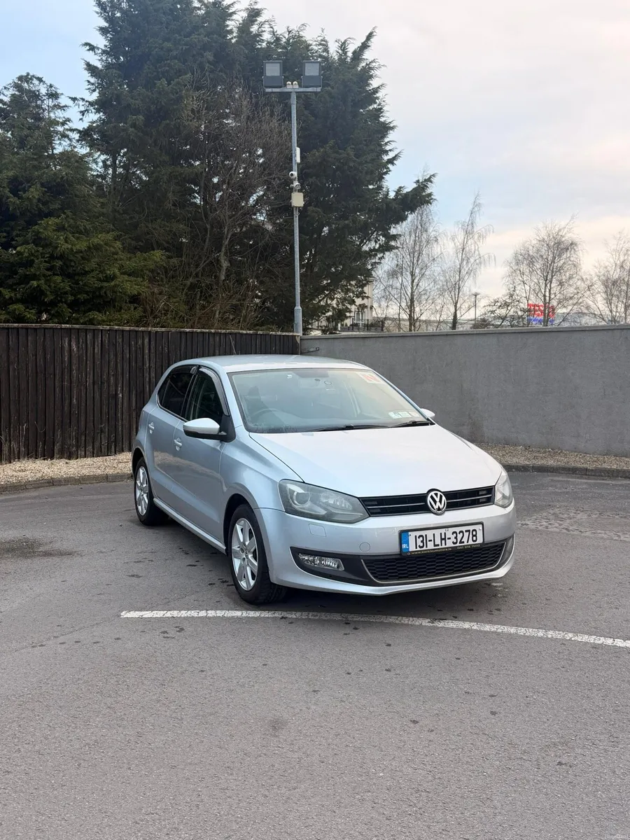 Silver Volkswagen polo 1.2tdi automatic DSG - Image 1