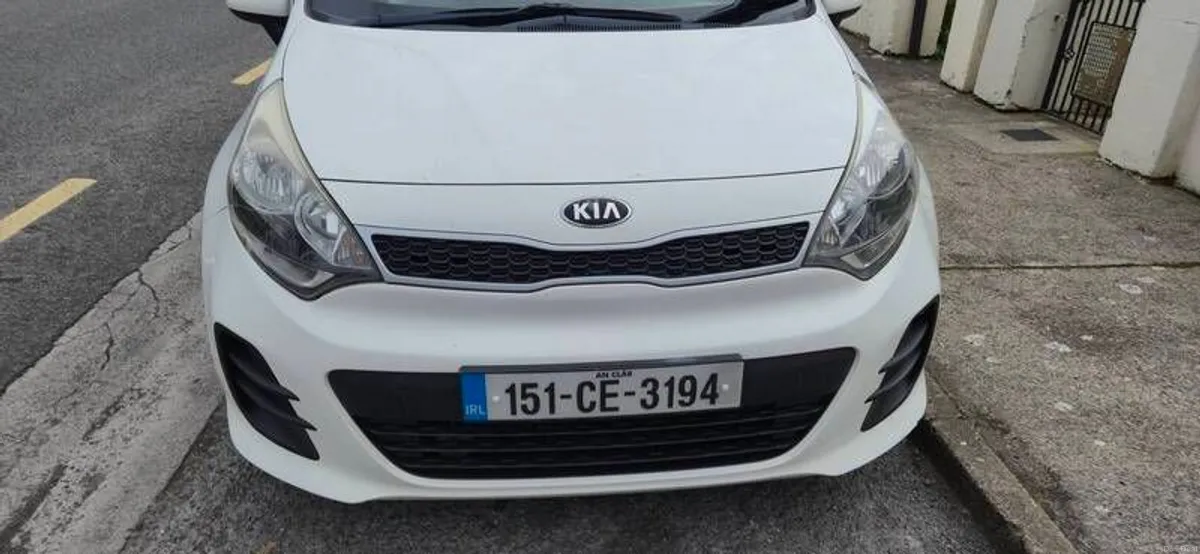 2015 Kia Rio - Image 3
