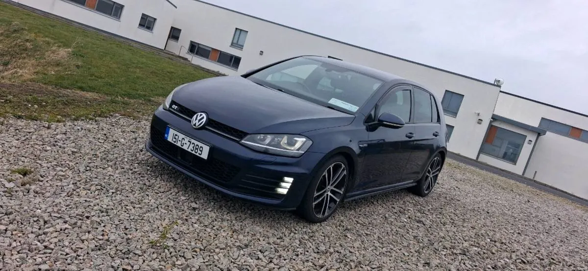 2015 Volkswagen Golf GTD - Image 4