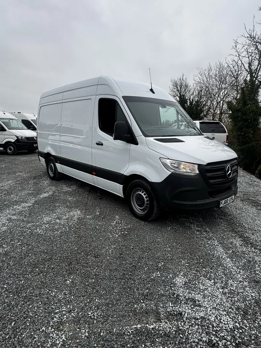 2022 MERCEDES SPRINTER MWB 7 TON TRAIN WEIGHT - Image 1