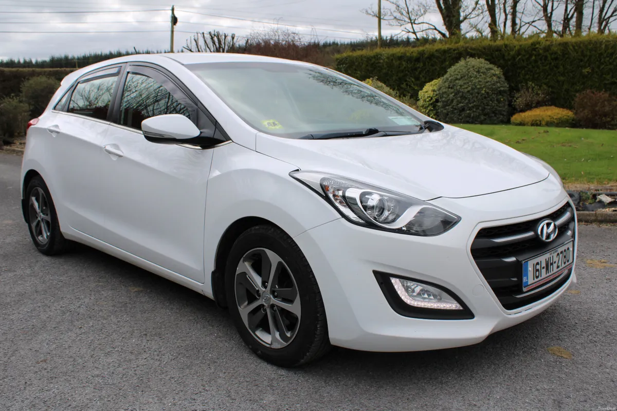 2016 HYUNDAI i30  DELUXE 1.6 CRDI 5dr, - Image 1