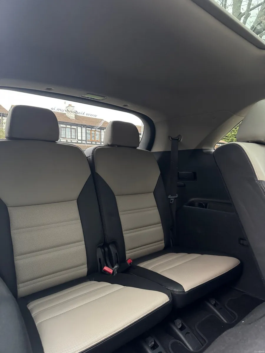Kia Sorento Platinum 4WD - Image 4