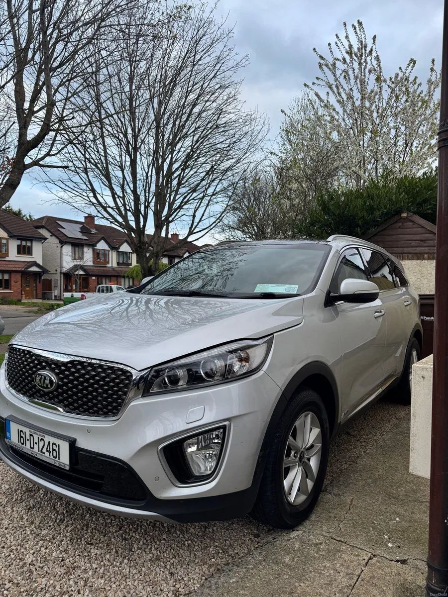 Kia Sorento Platinum 4WD - Image 1