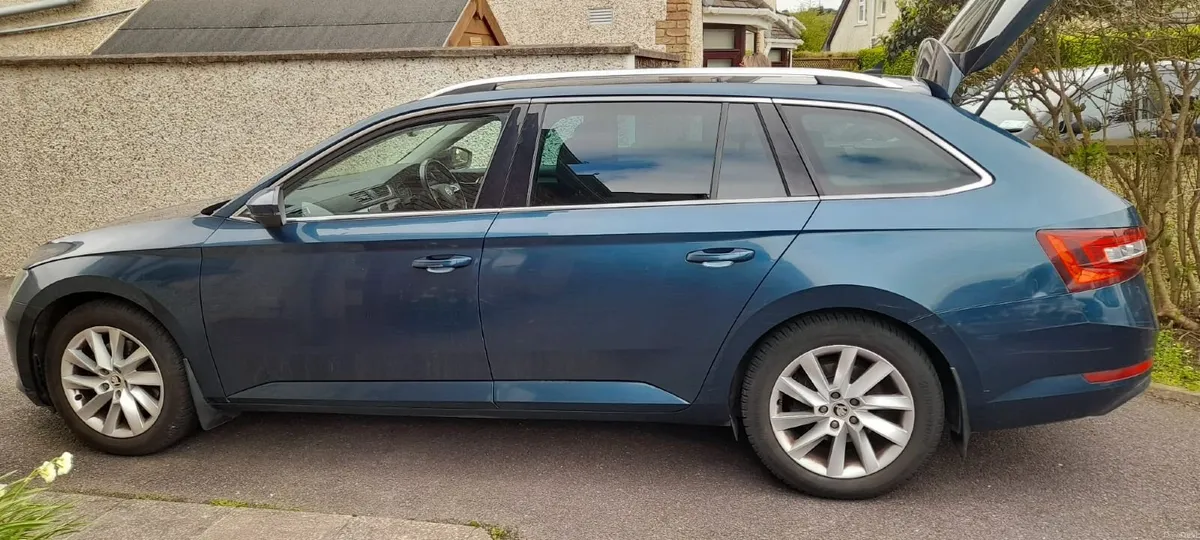 Skoda Superb 2019 - Image 3