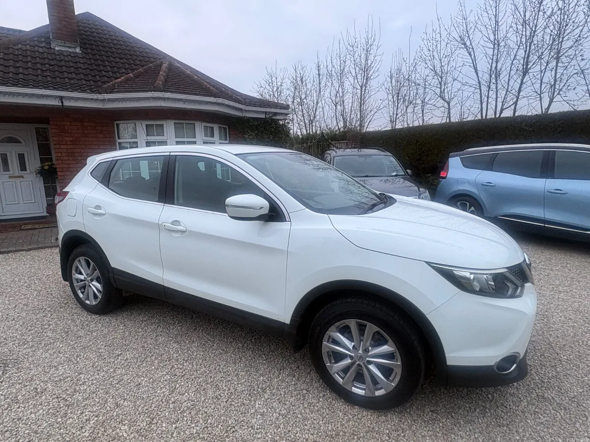Nissan Qashqai 2014 1.5 diesel sv - Image 4