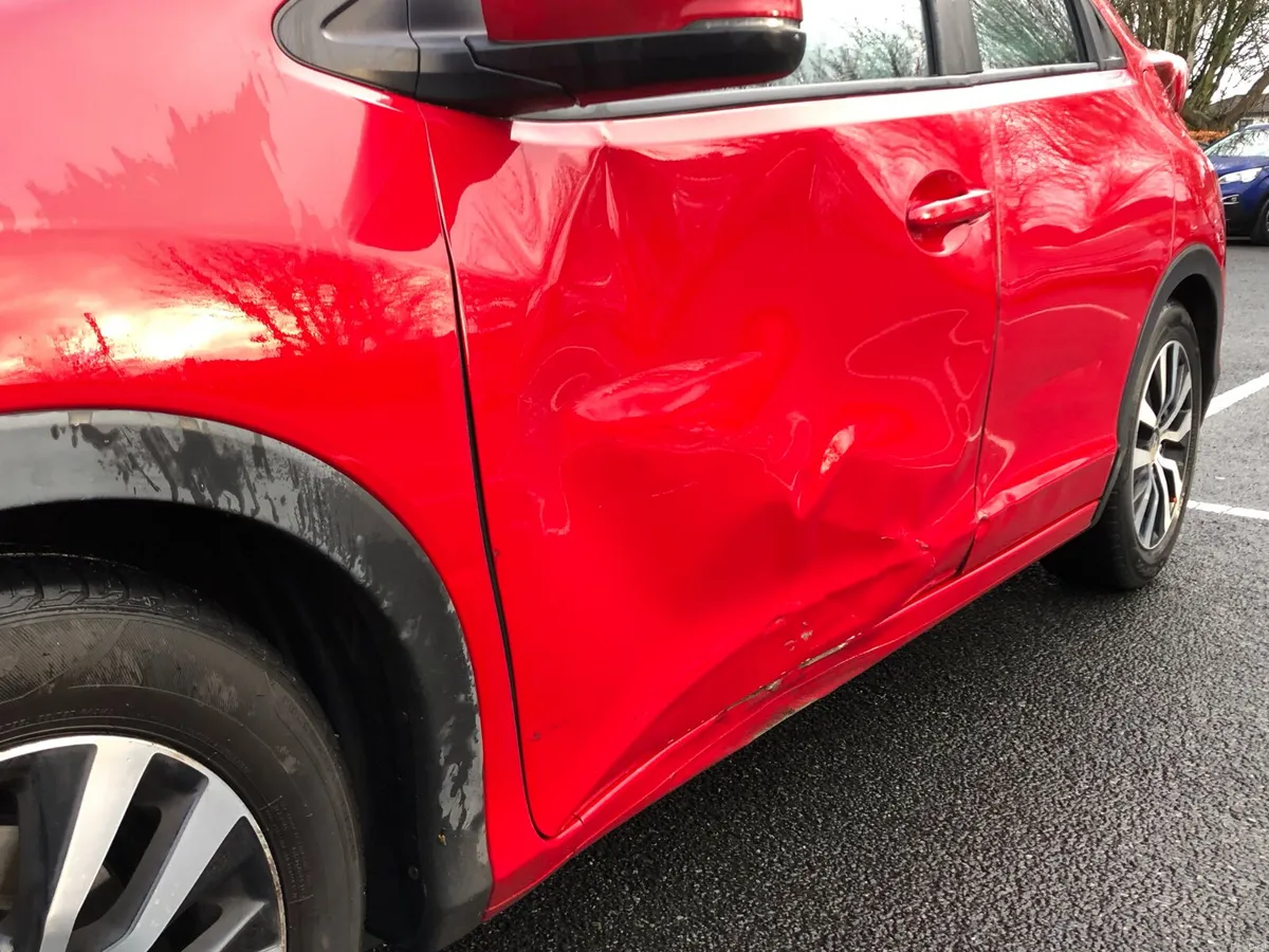 Honda Civic 1.6 I-DTEC SPORT TRIM, LIGHT DAMAGE - Image 4