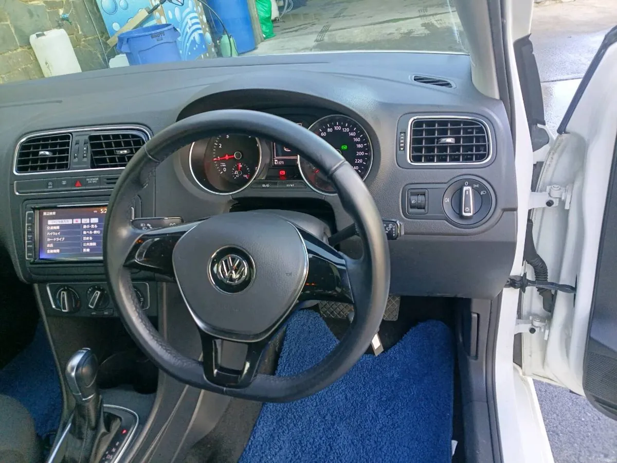 Volkswagen Polo - Image 2