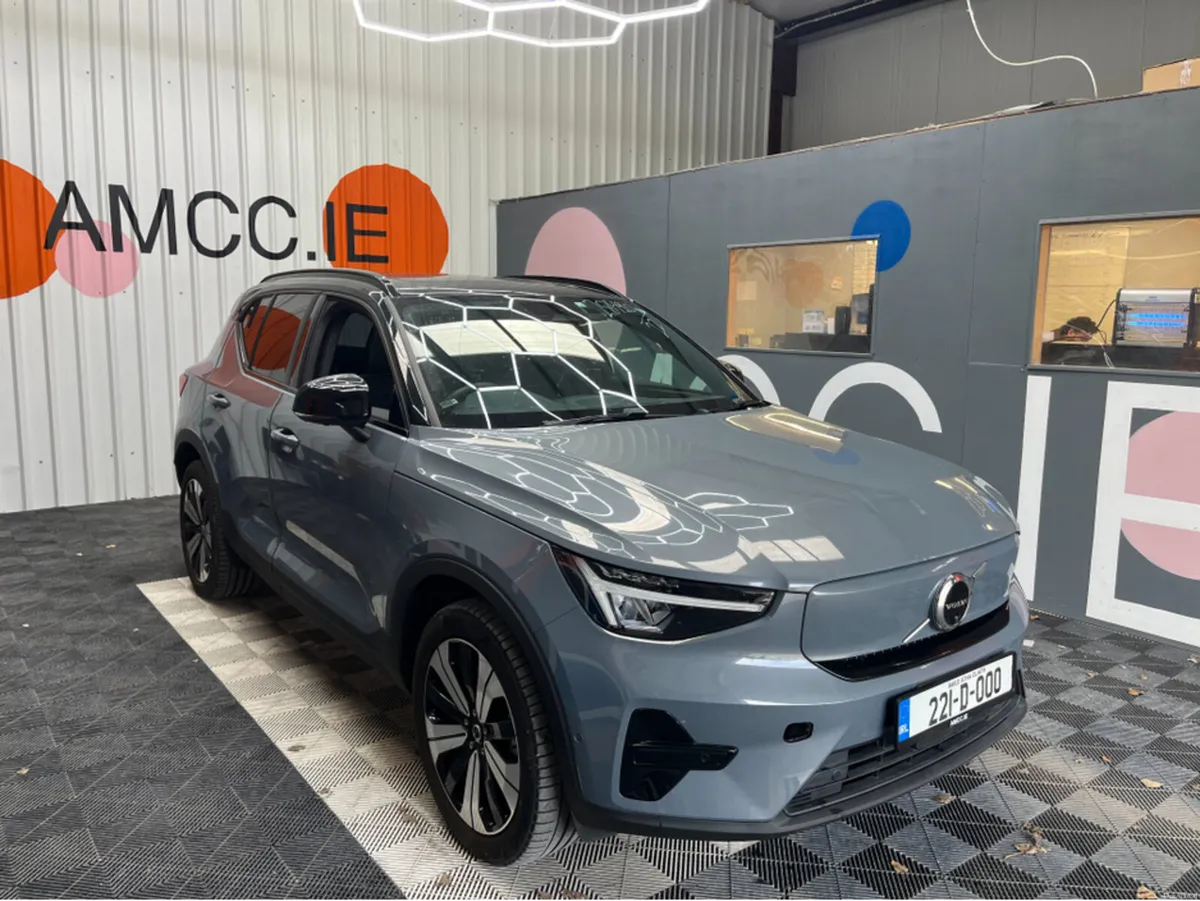 Volvo XC40 2022 VOLVO XC40 RECHARGE PLUS SINGLE MO - Image 1