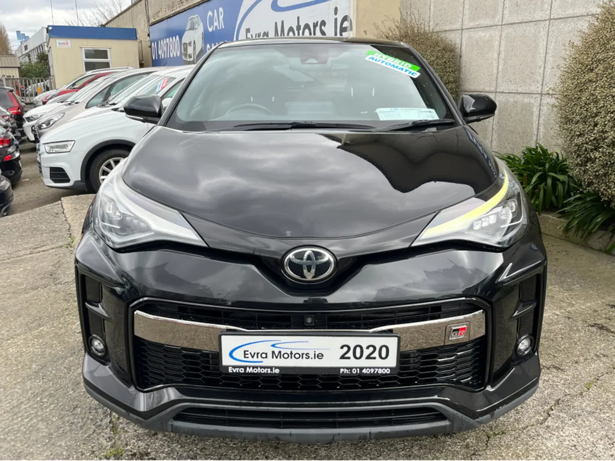 Toyota C-HR GR SPORT AUTOMATIC HYBRID 1.8 PETROL / - Image 2