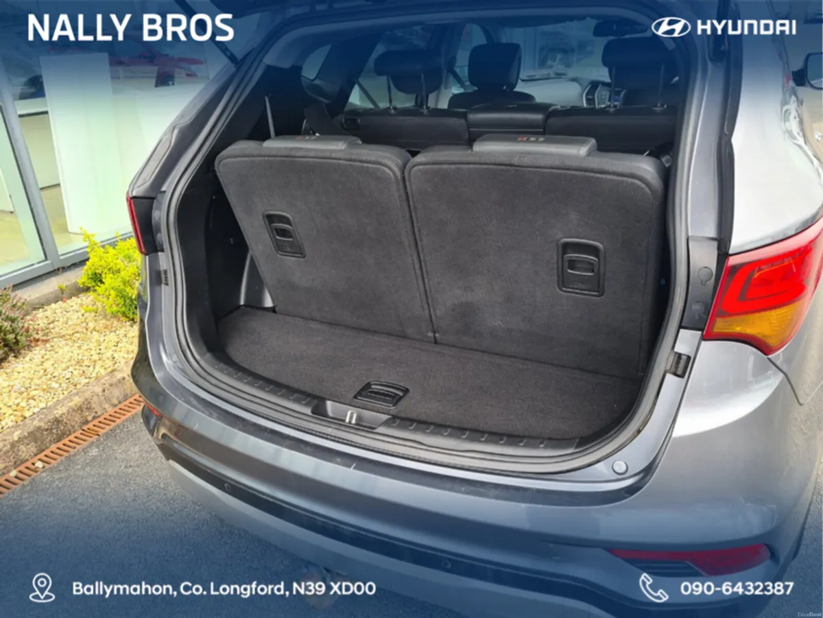 Hyundai Santa Fe EXECUTIVE 4WD 5DR - Image 5