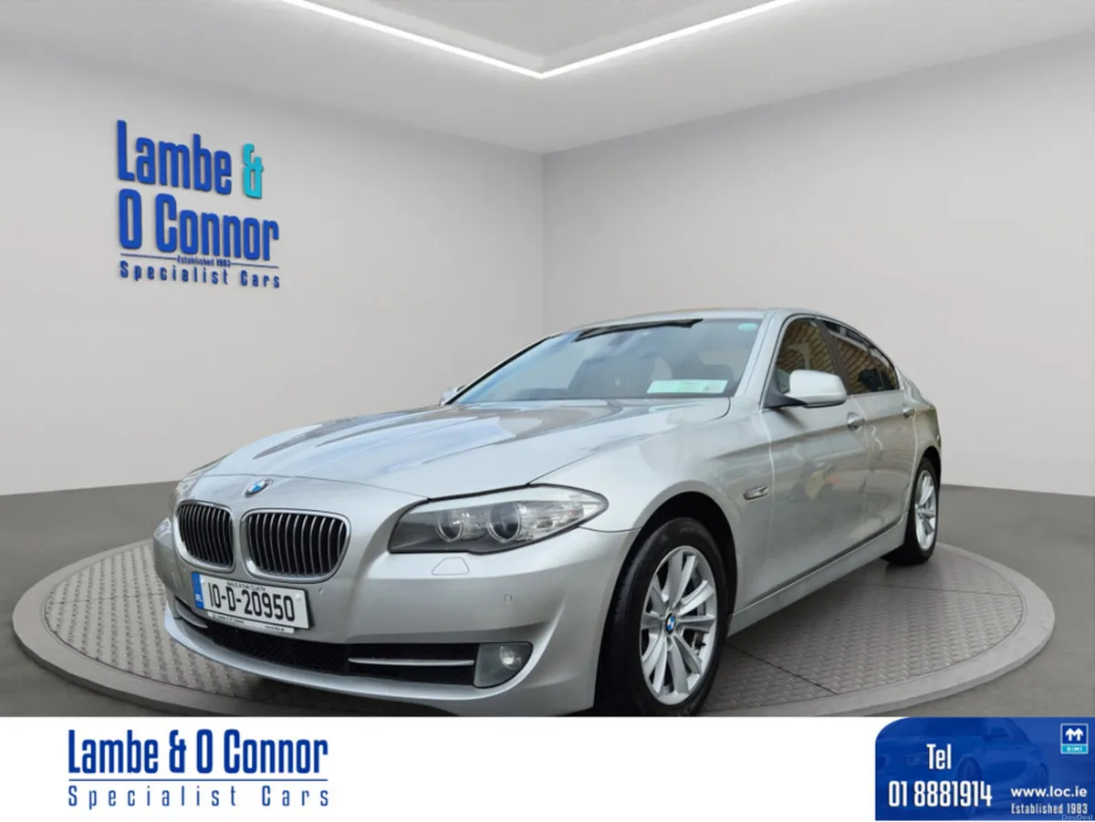 BMW 5-Series 525D SE AUTO *** SILVER MET / BLACK L - Image 2